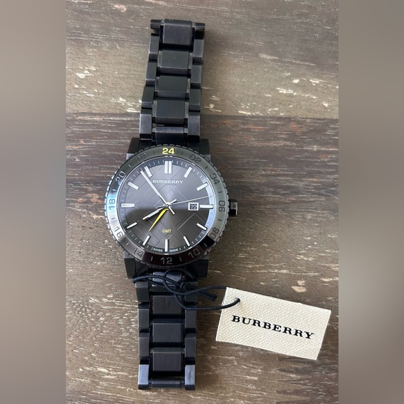 Burberry Men’s Watch - Picture 10 of 16